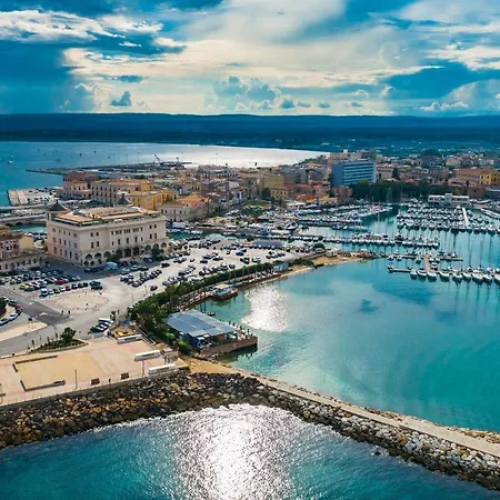 Appartement Vicolo Iv 200m From Sea - Happy